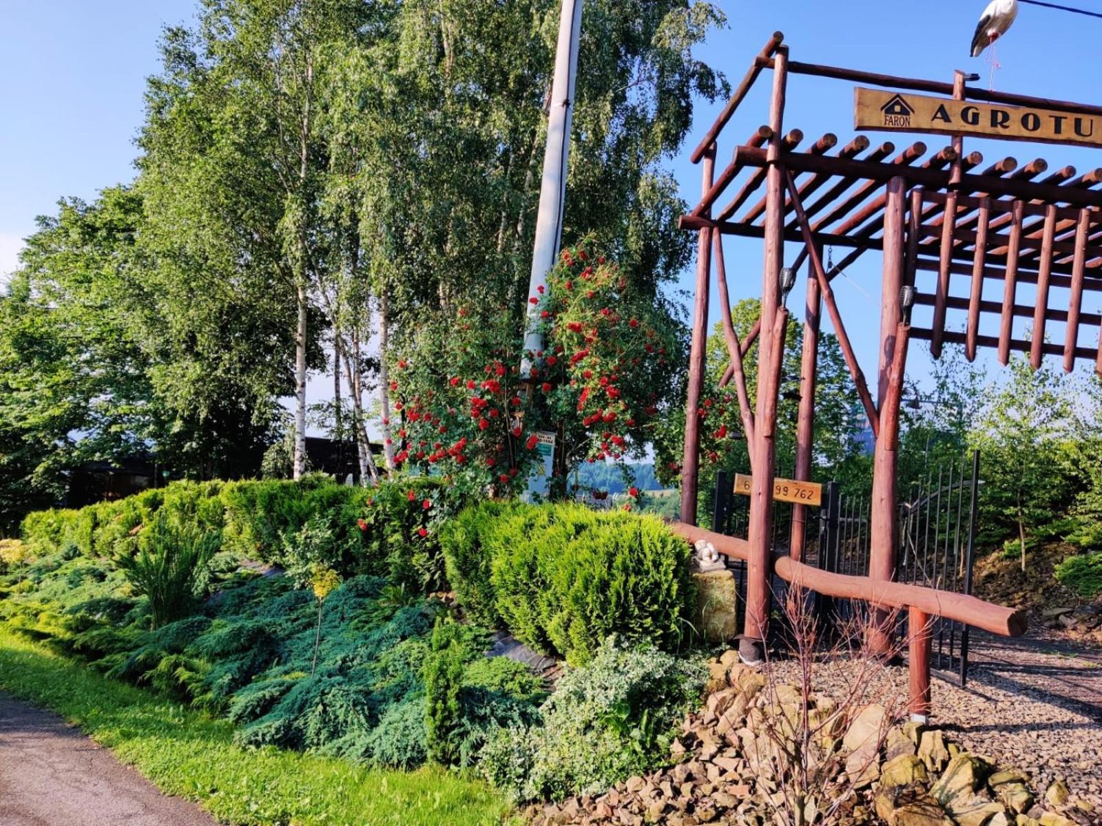 Agroturystyka Faron Rozdziele Buitenkant foto